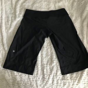 Lululemon cropped wide leg yoga pants